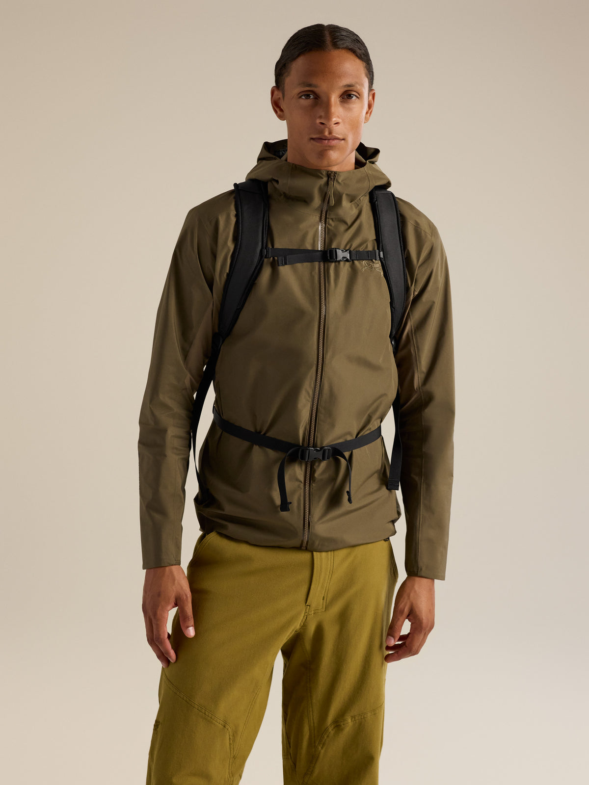 Mantis 16 Backpack Black Back View
