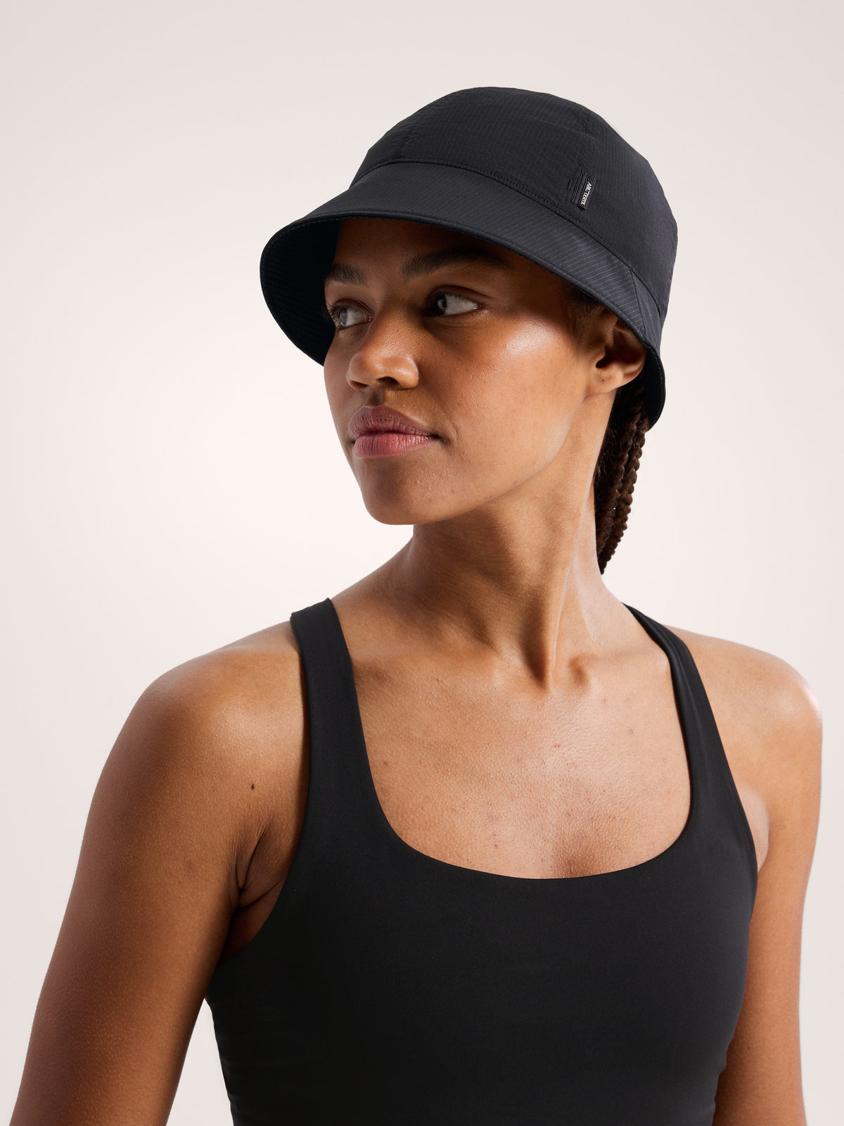 Sinsola Short Brim Bucket Hat Black Hover