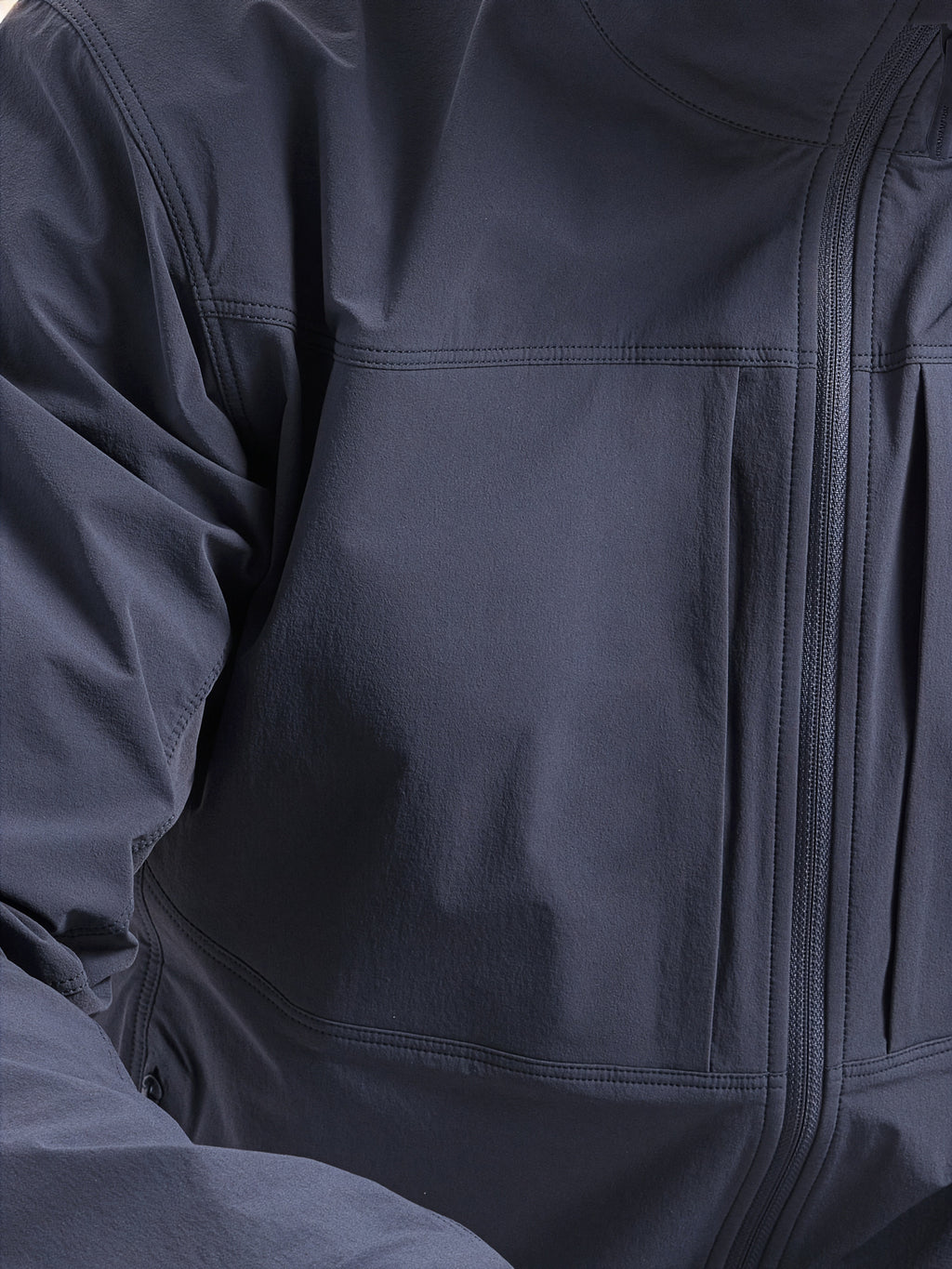 Gamma Lightweight Jacket Dk Stratus Fabric Detail