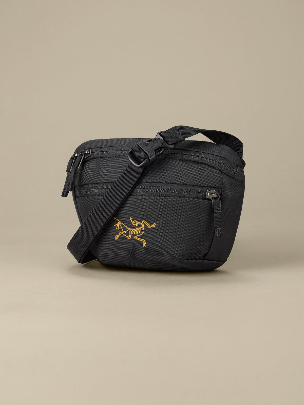 Mantis 1 Waist Pack 24K Black Front