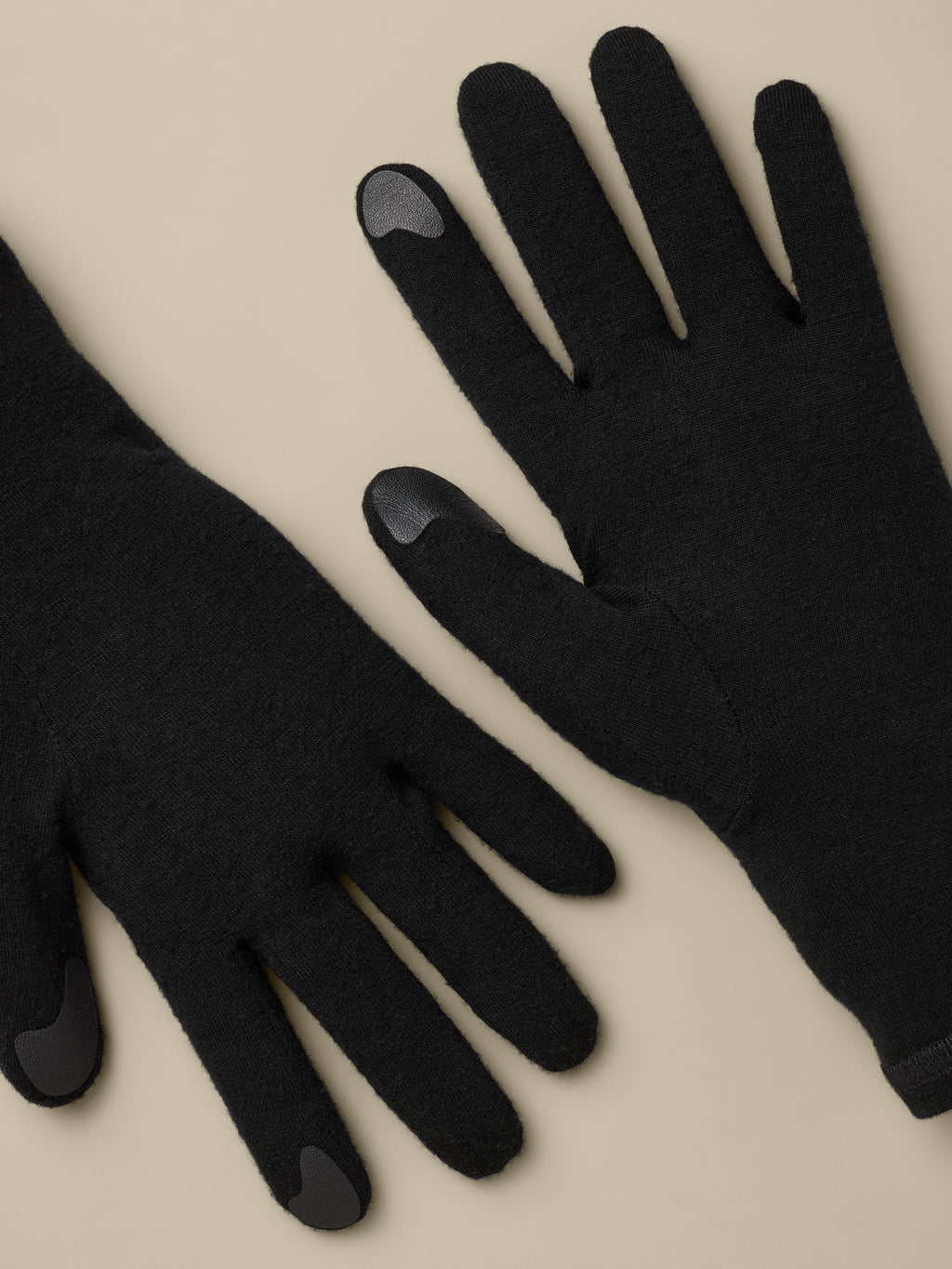 Gothic Glove Black Hover