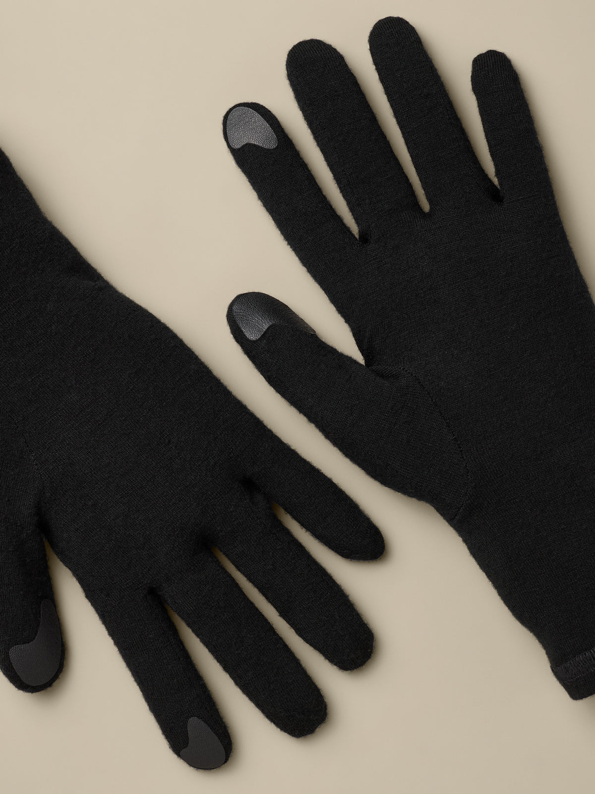 Gothic Glove Black Hover