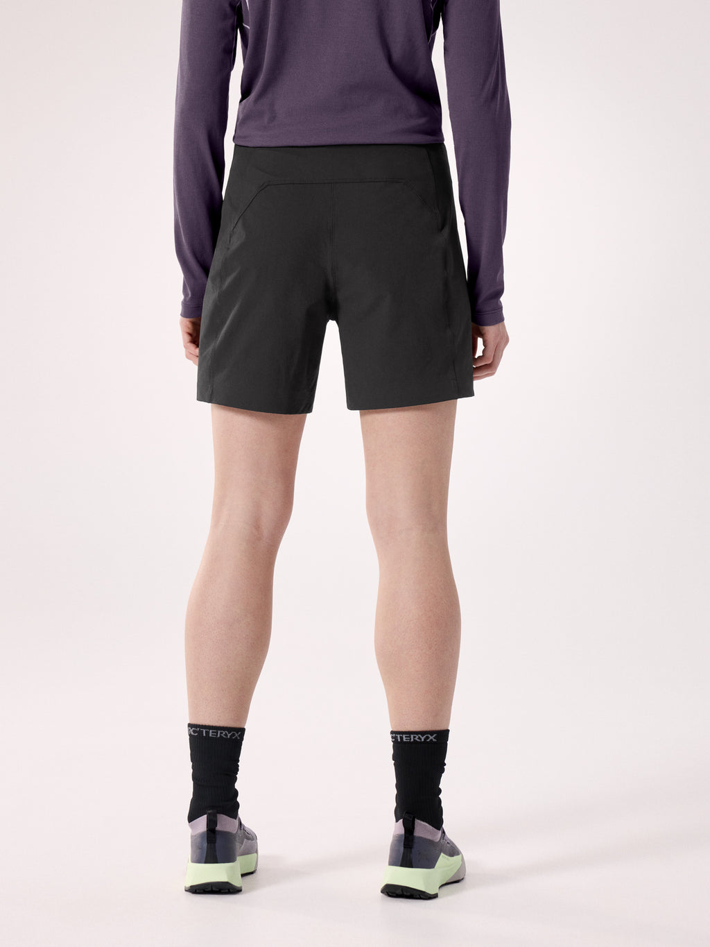 Gamma Short 6" Women's Black Back View