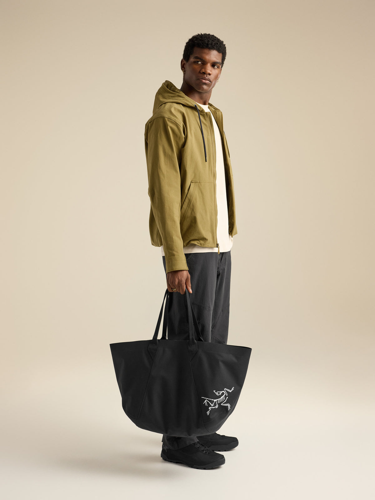Carrier 45 Gear Tote Black Hover