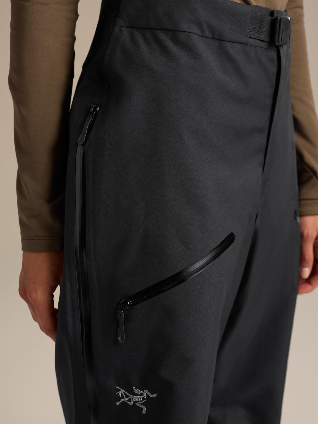 Beta SV Pant Women's Black Fabric Detail