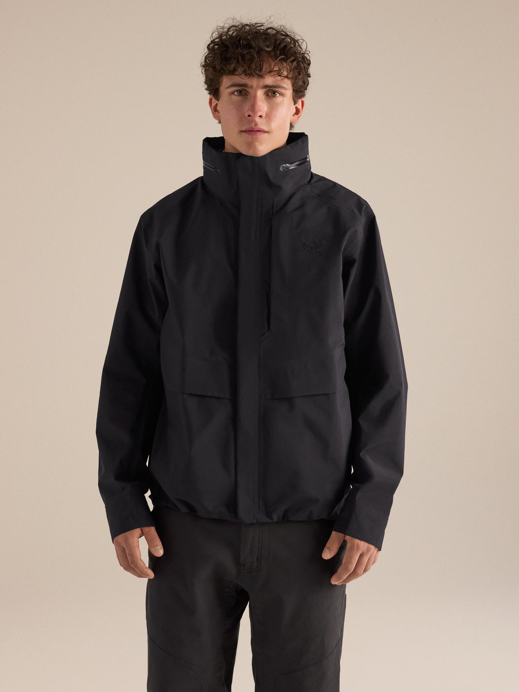 Therme Jacket Black Front View
