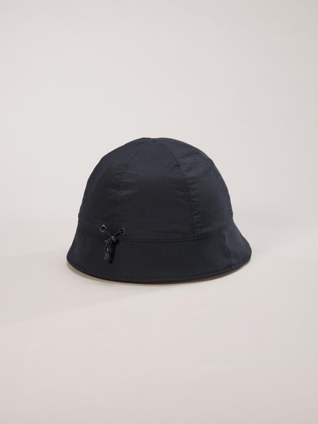 Sinsola Short Brim Bucket Hat Black Back