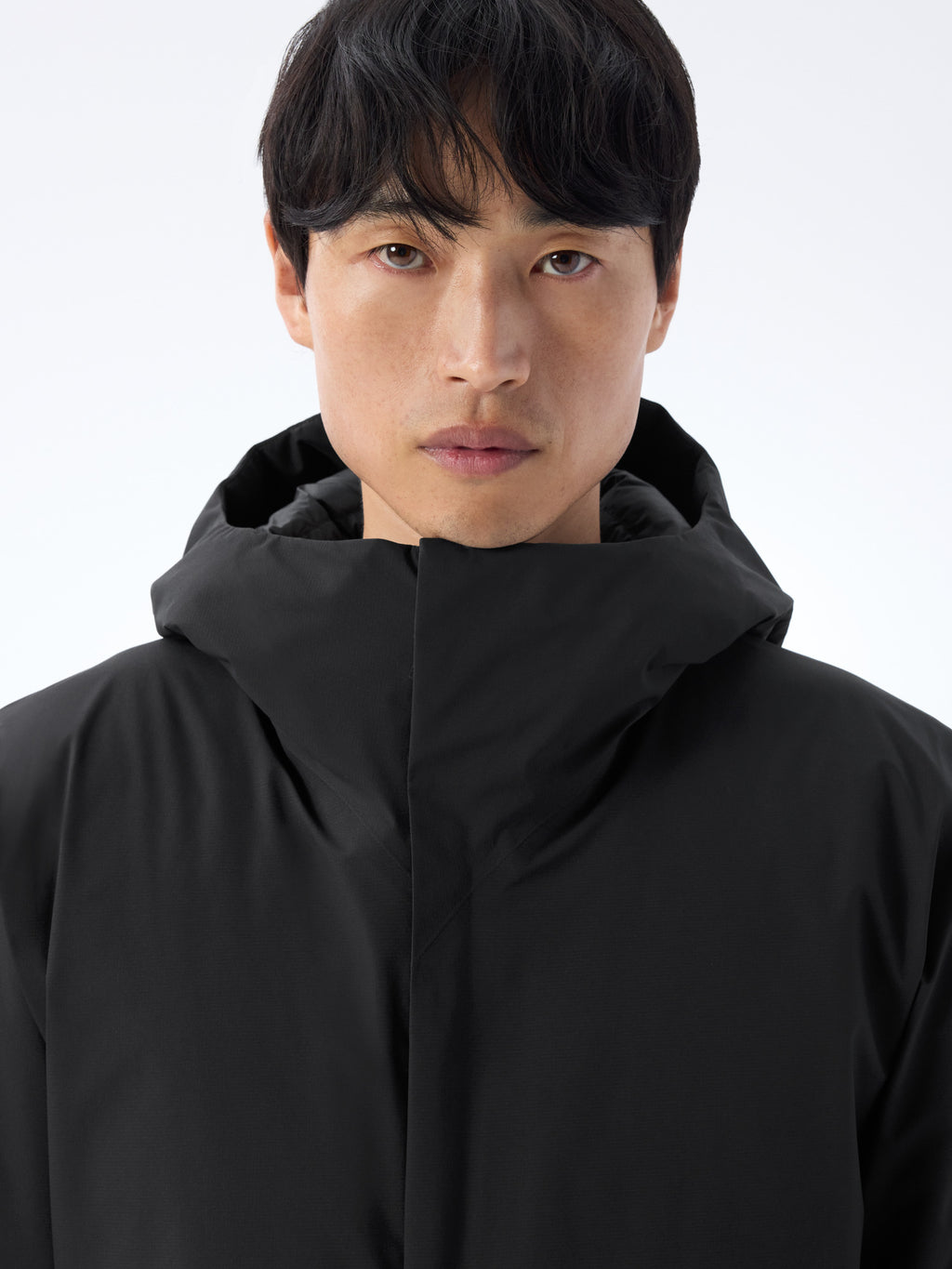 Altus Down Jacket Black Hover