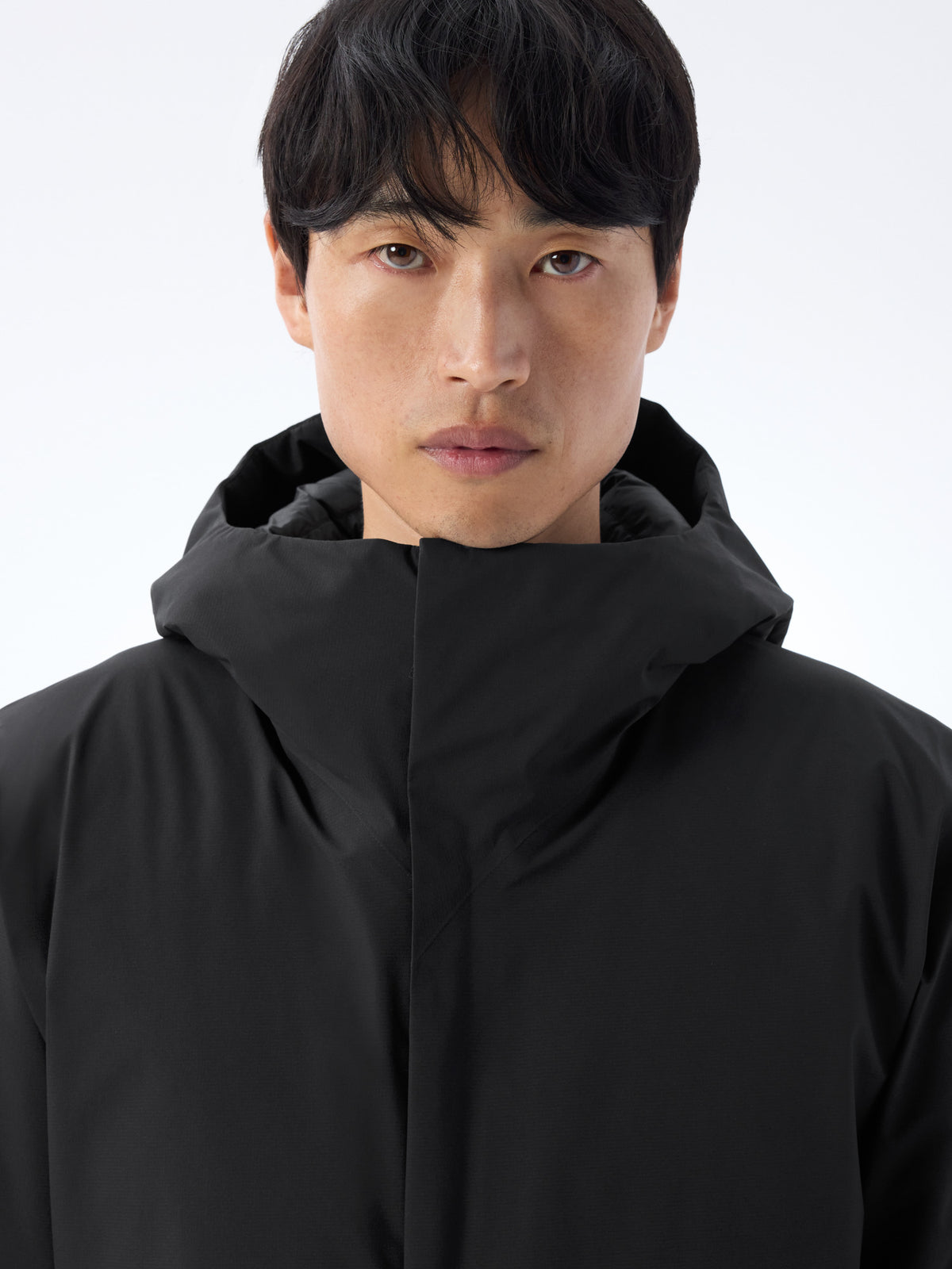 Altus Down Jacket Black Hover