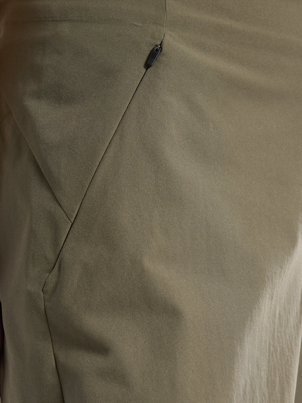 Olia Pant Women's Tatsu Fabric Detail