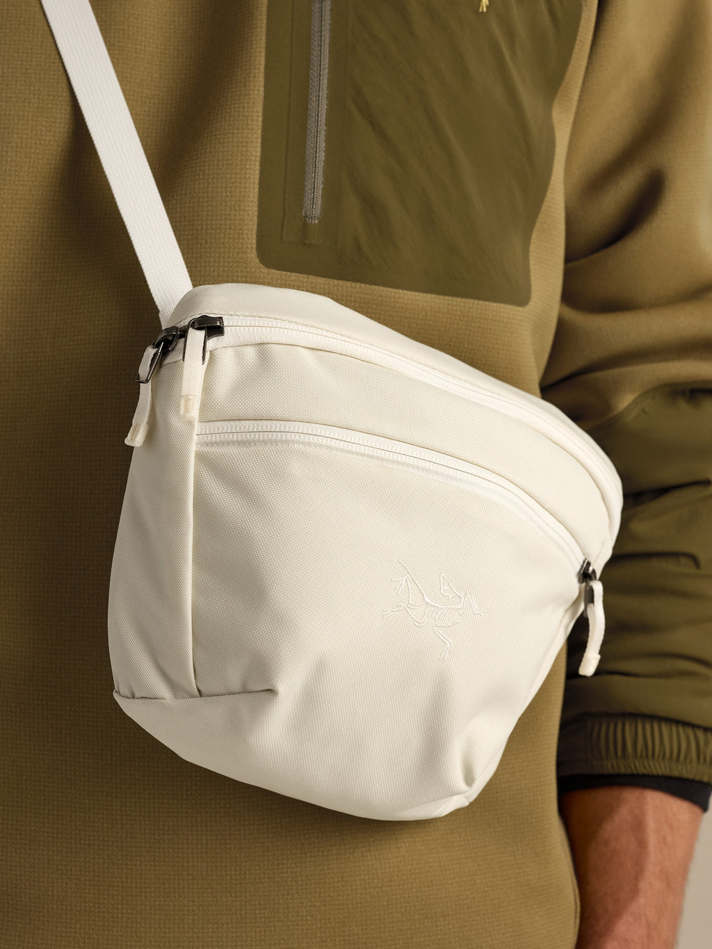 Mantis 2 Waist Pack Sea Salt Fabric Detail
