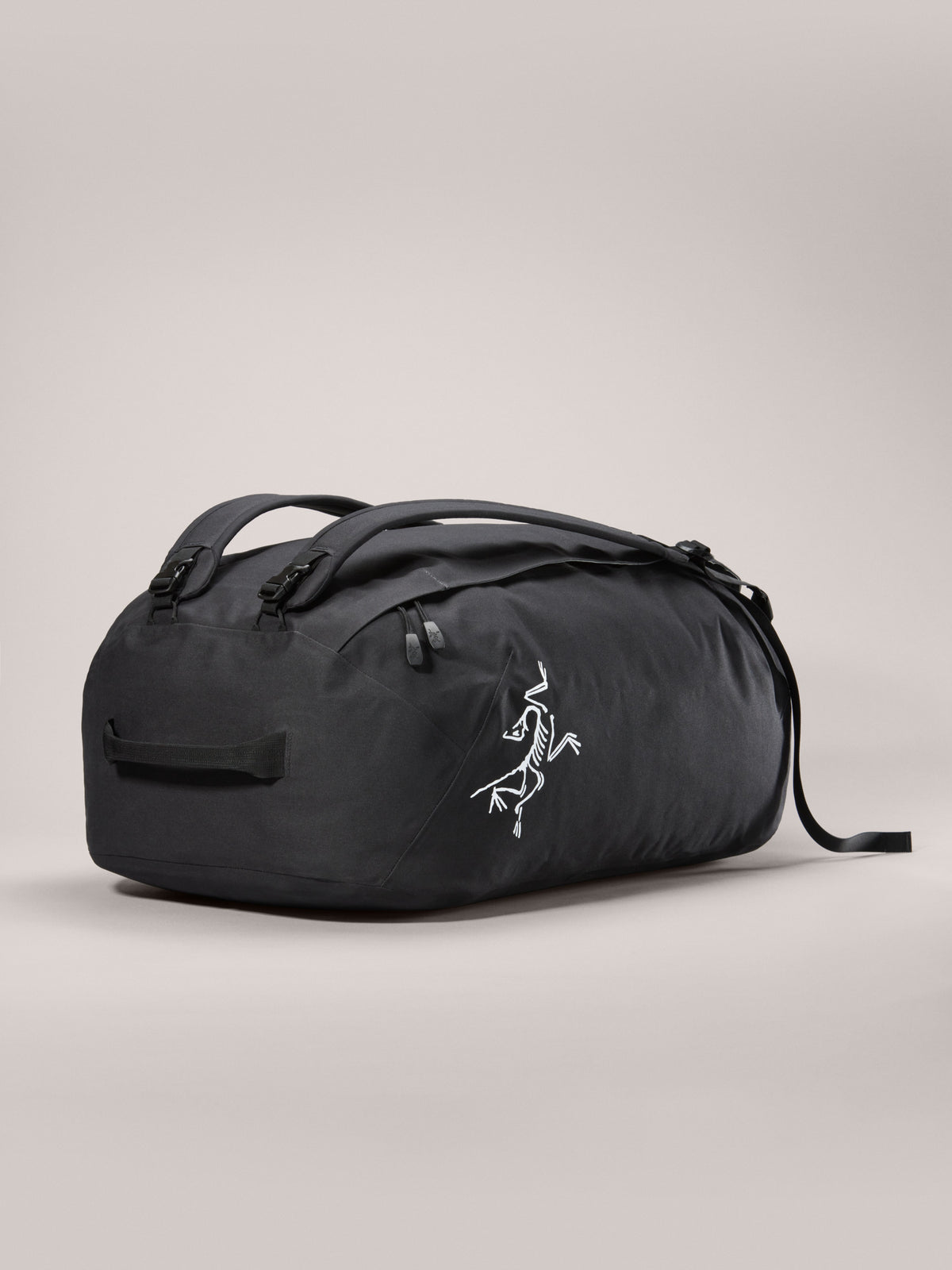 Carrier 75 Duffle Black Back