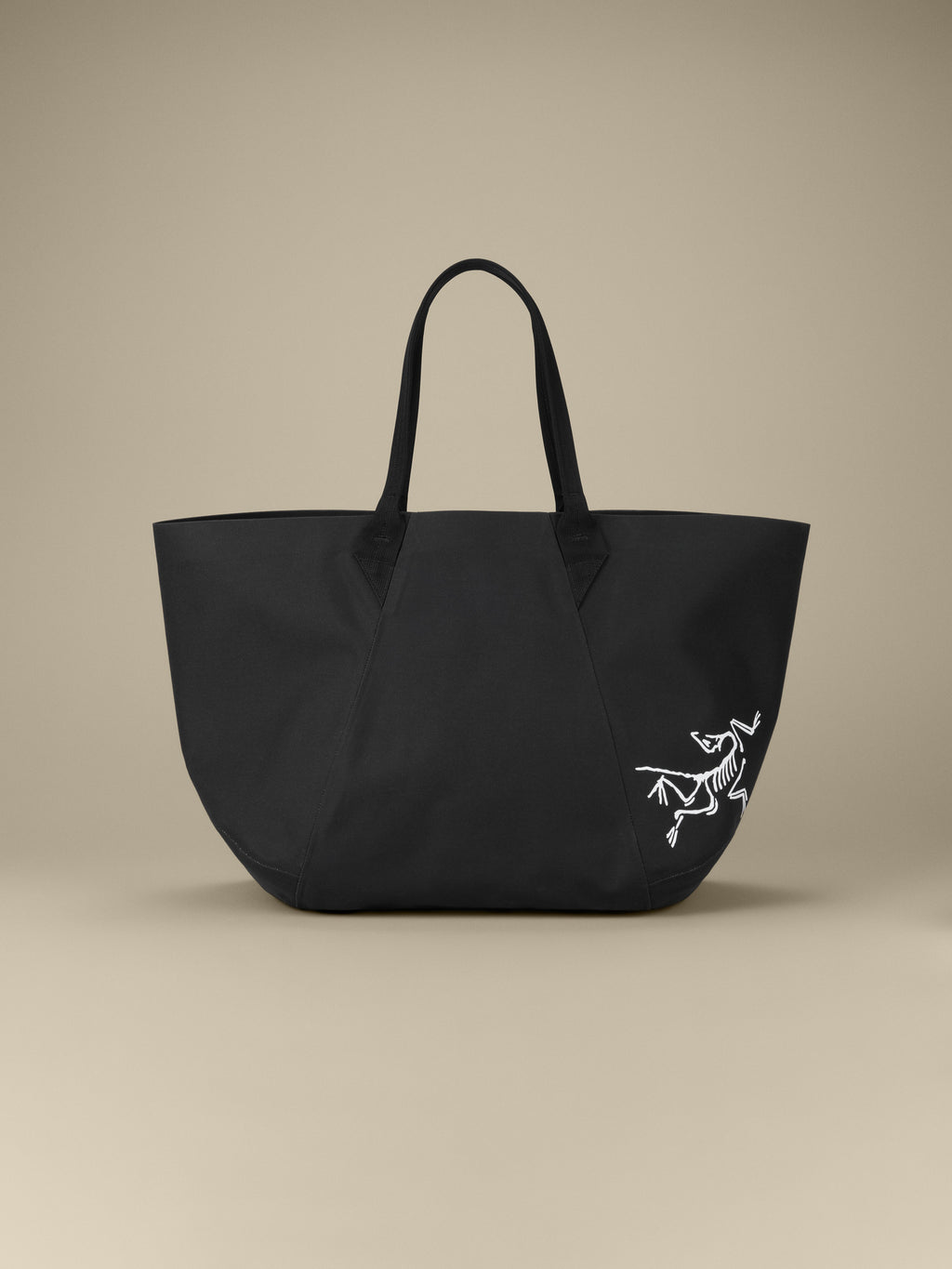 Carrier 45 Gear Tote Black Front