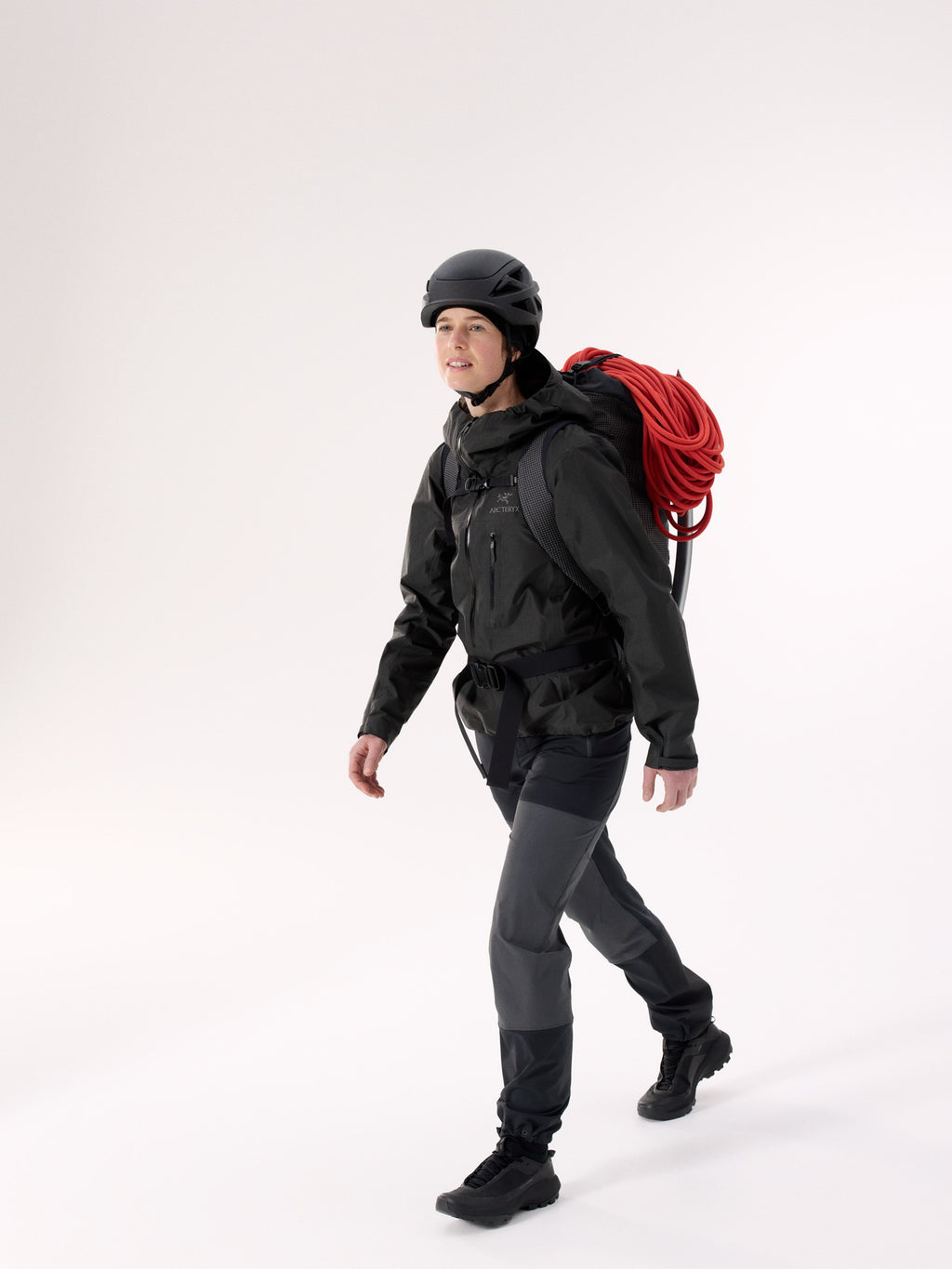 Alpha SL Anorak Women's Black Full Body
