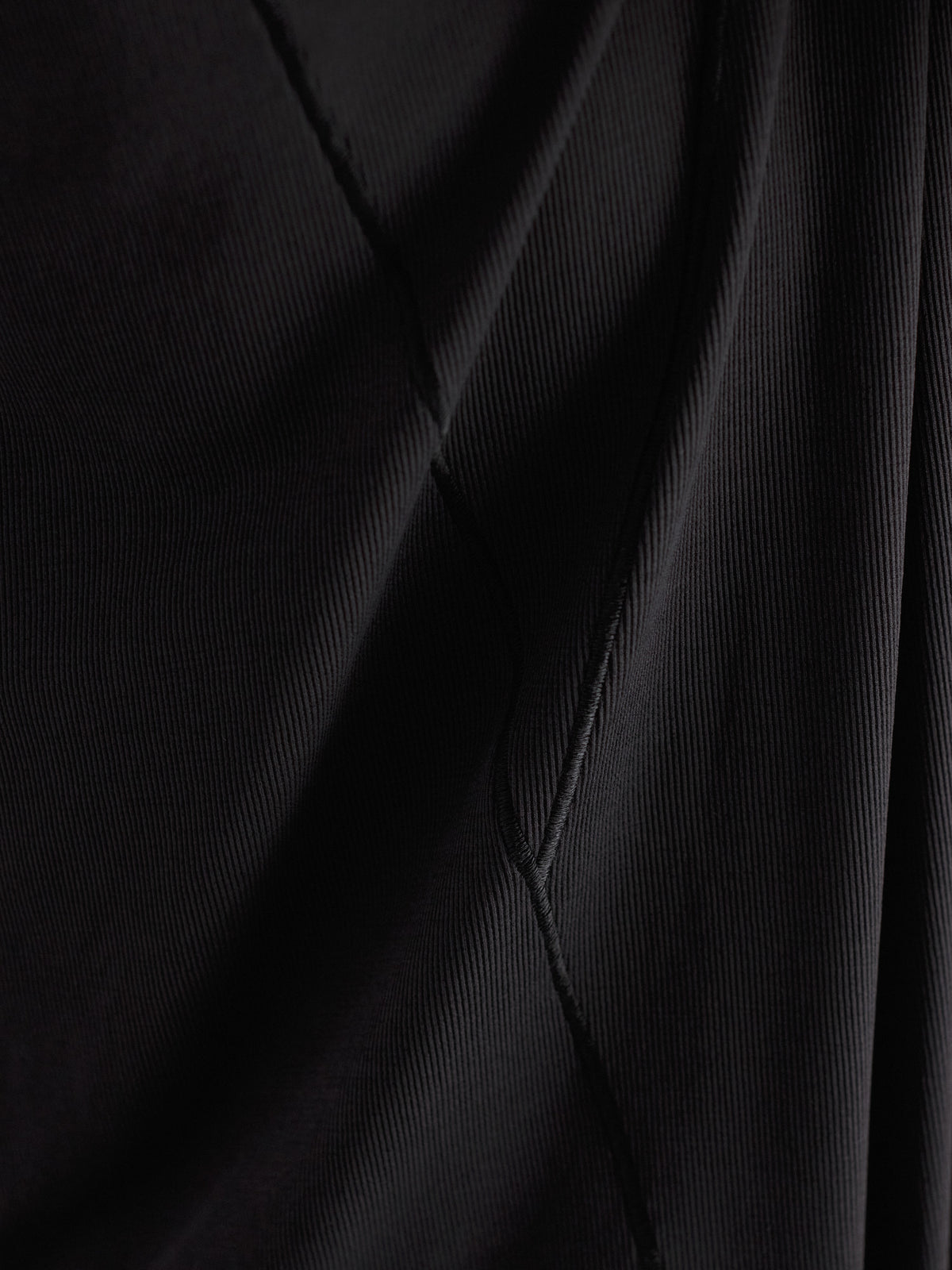 Cormac Crew Neck Shirt SS Black Fabric Detail
