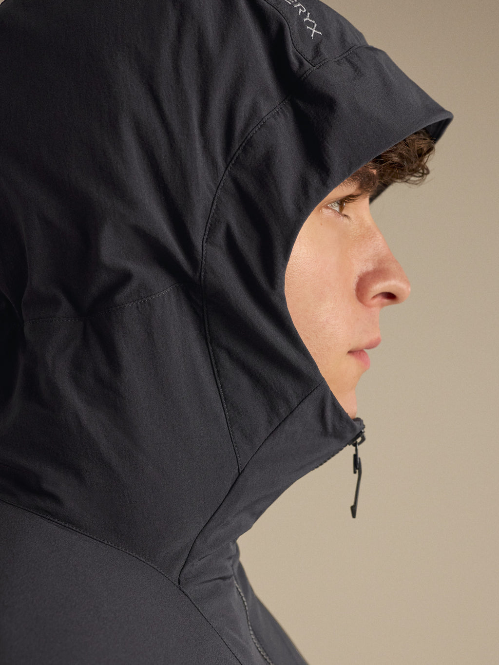 Epsilon Insulated Hoody Black Fabric Detail