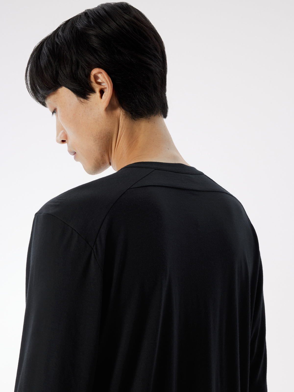 Frame Shirt LS Black Detail 1