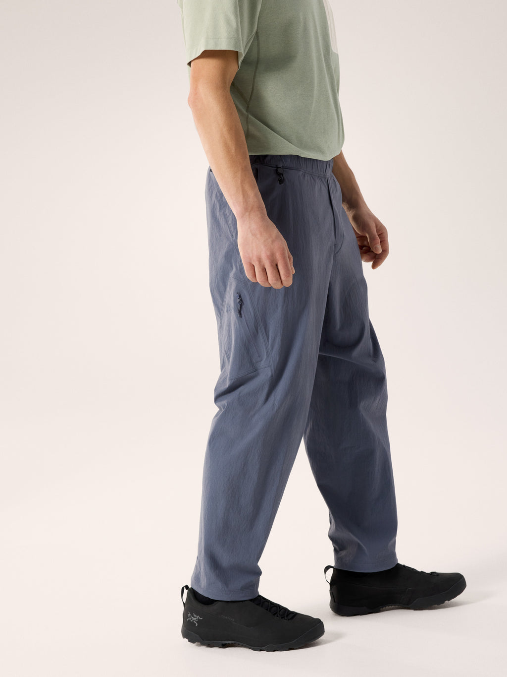 Konseal Pant Dk Stratus Side View