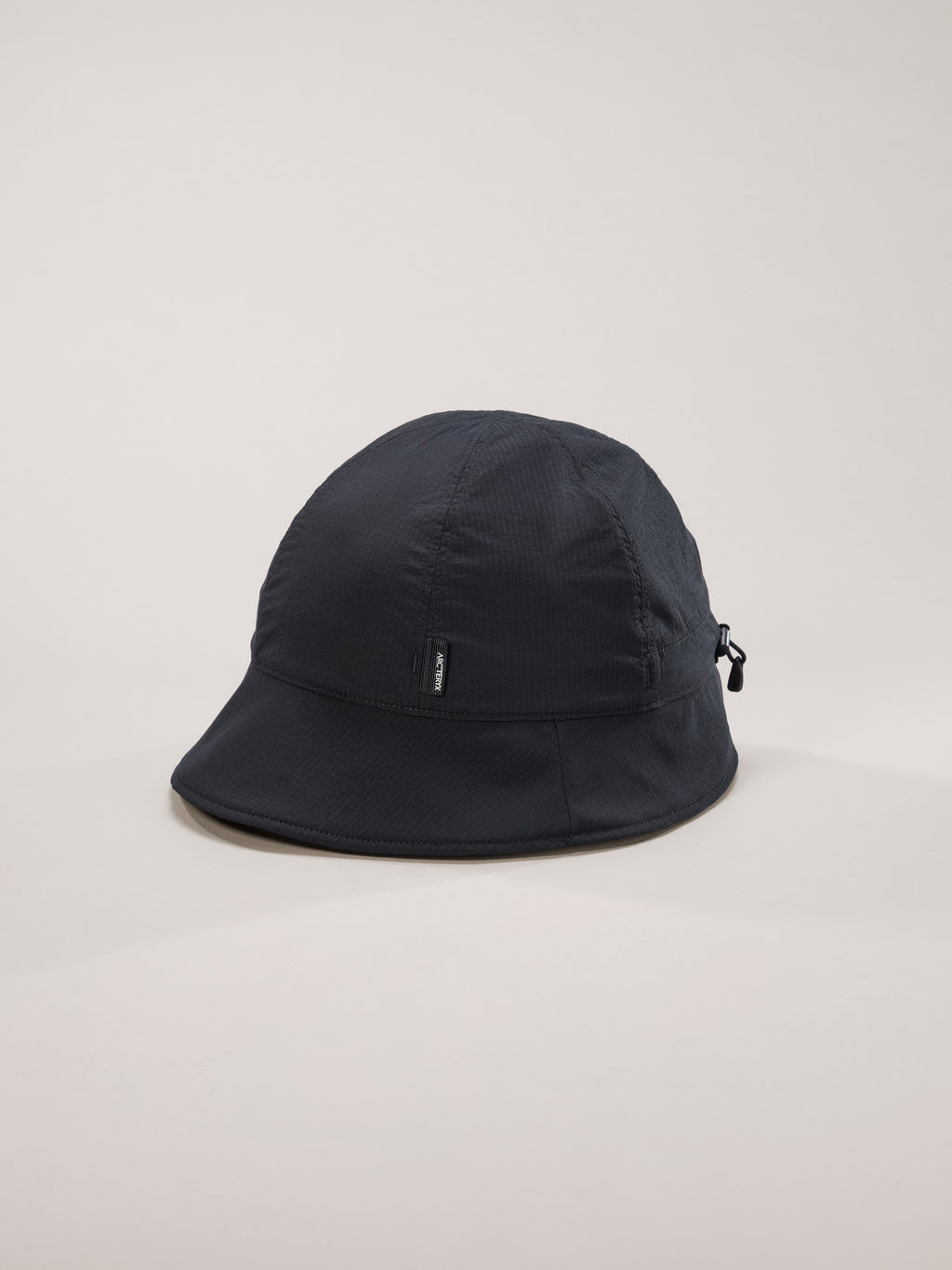 Sinsola Short Brim Bucket Hat Black Front