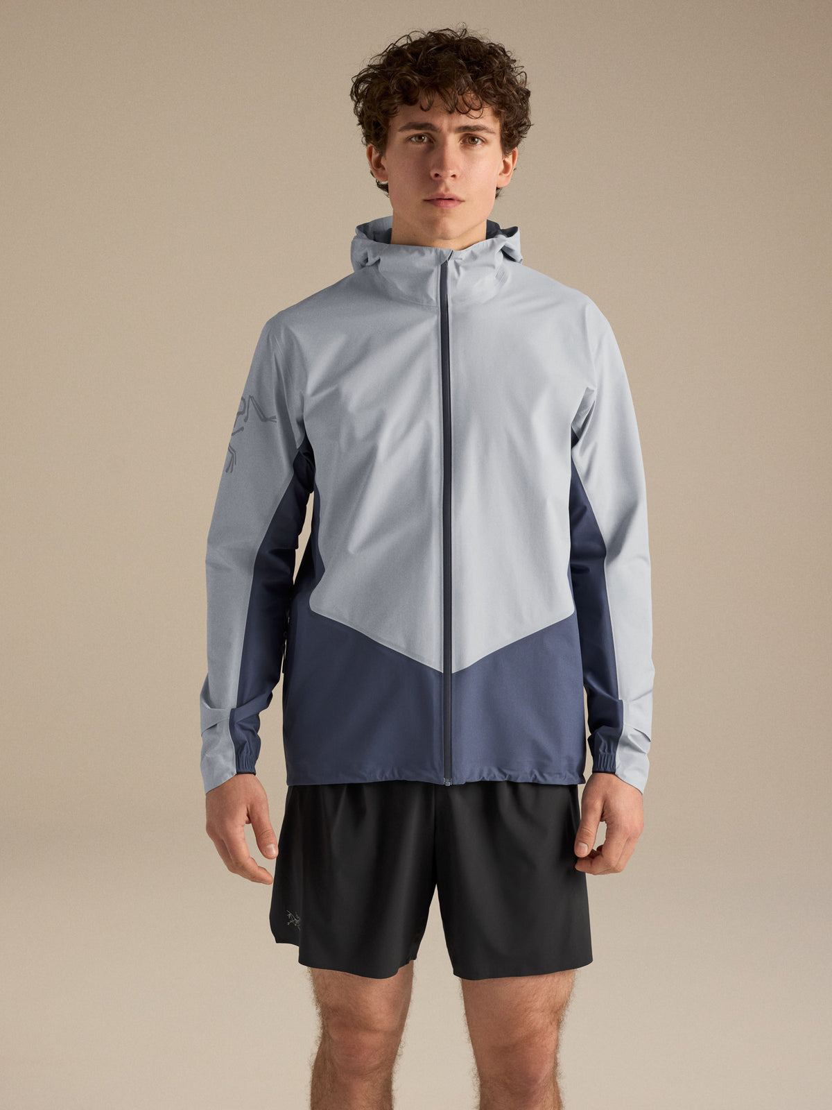 Norvan Jacket Solitude / Stratus Front View