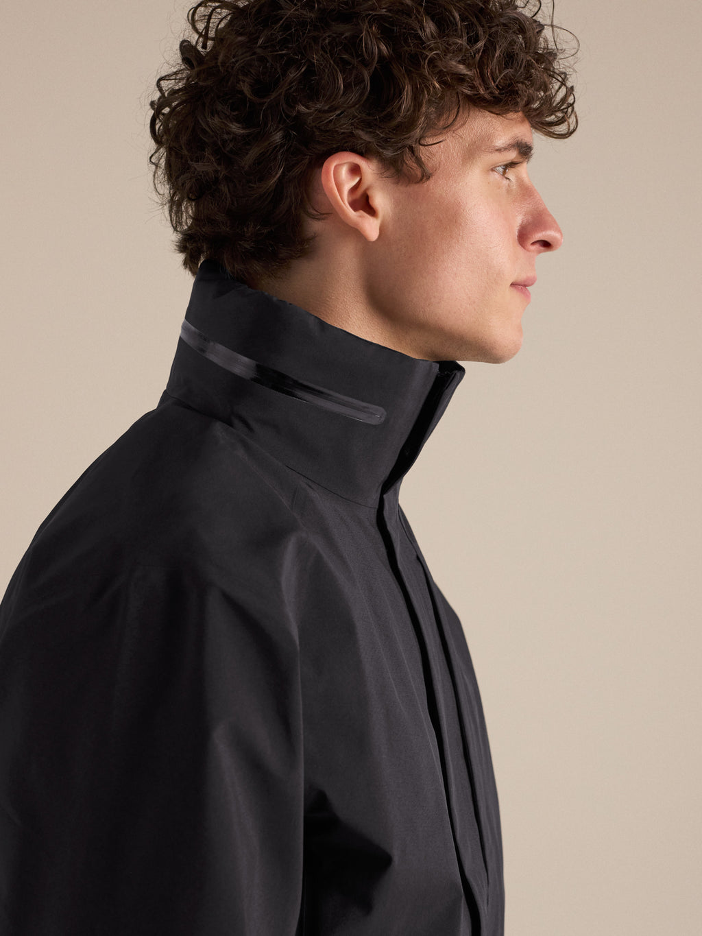 Therme Jacket Black Detail 1