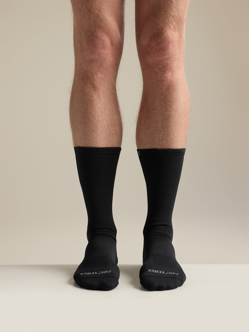 Synthetic Ultralightweight Mid Sock Black Front View