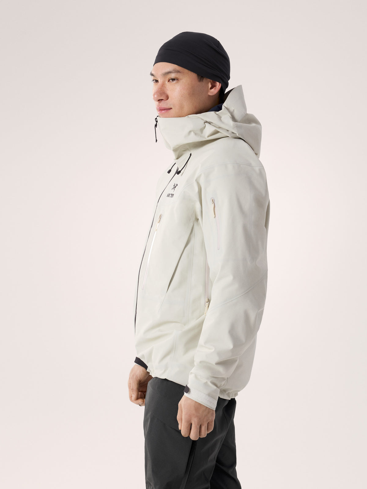 Alpha SV Jacket Sea Salt / Black Side View