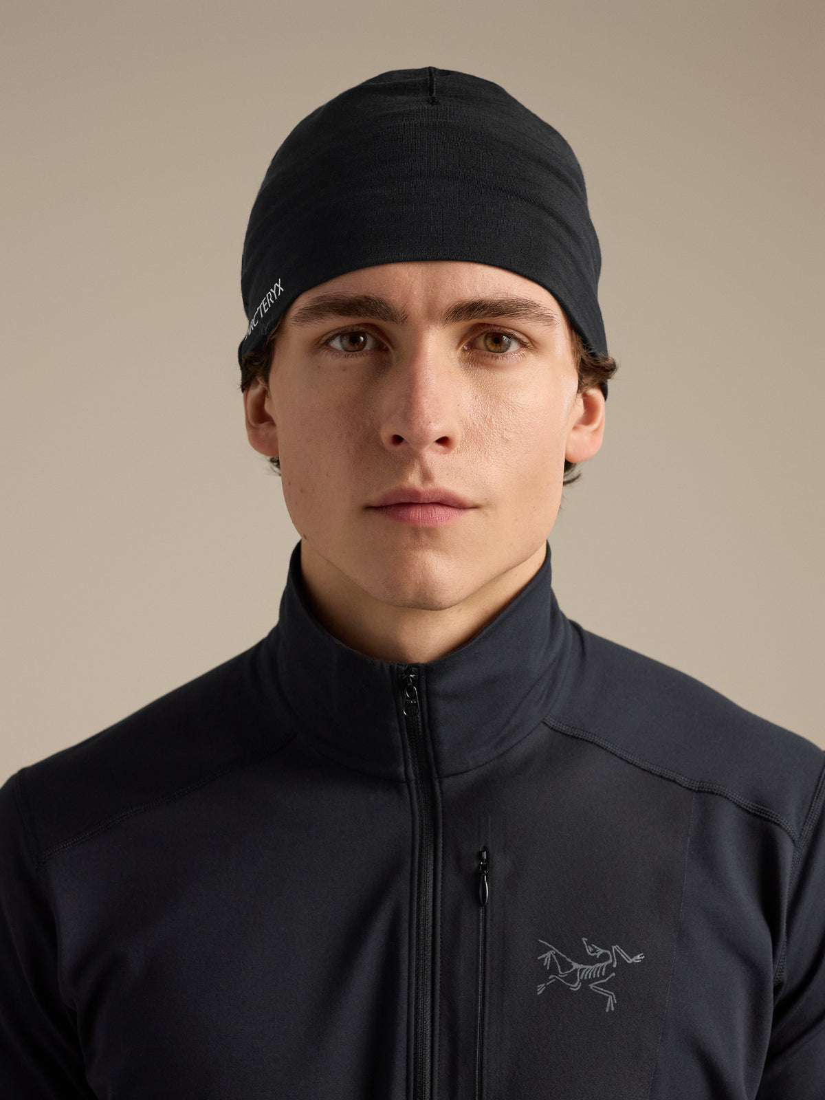 Black / Arctic Silk
