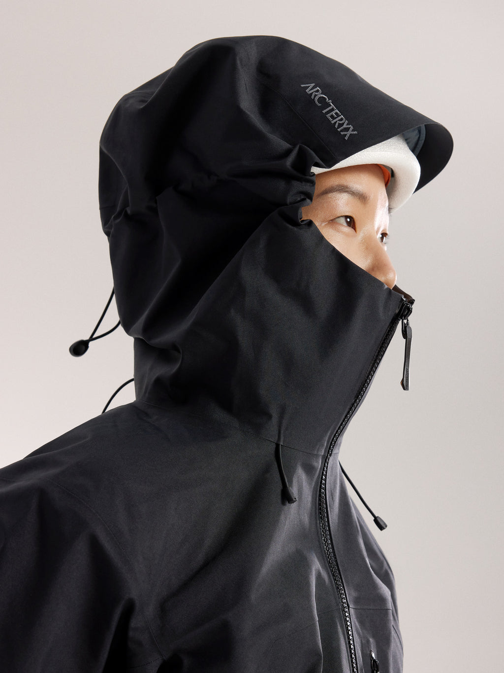 Beta SV Jacket Women's Black Hood