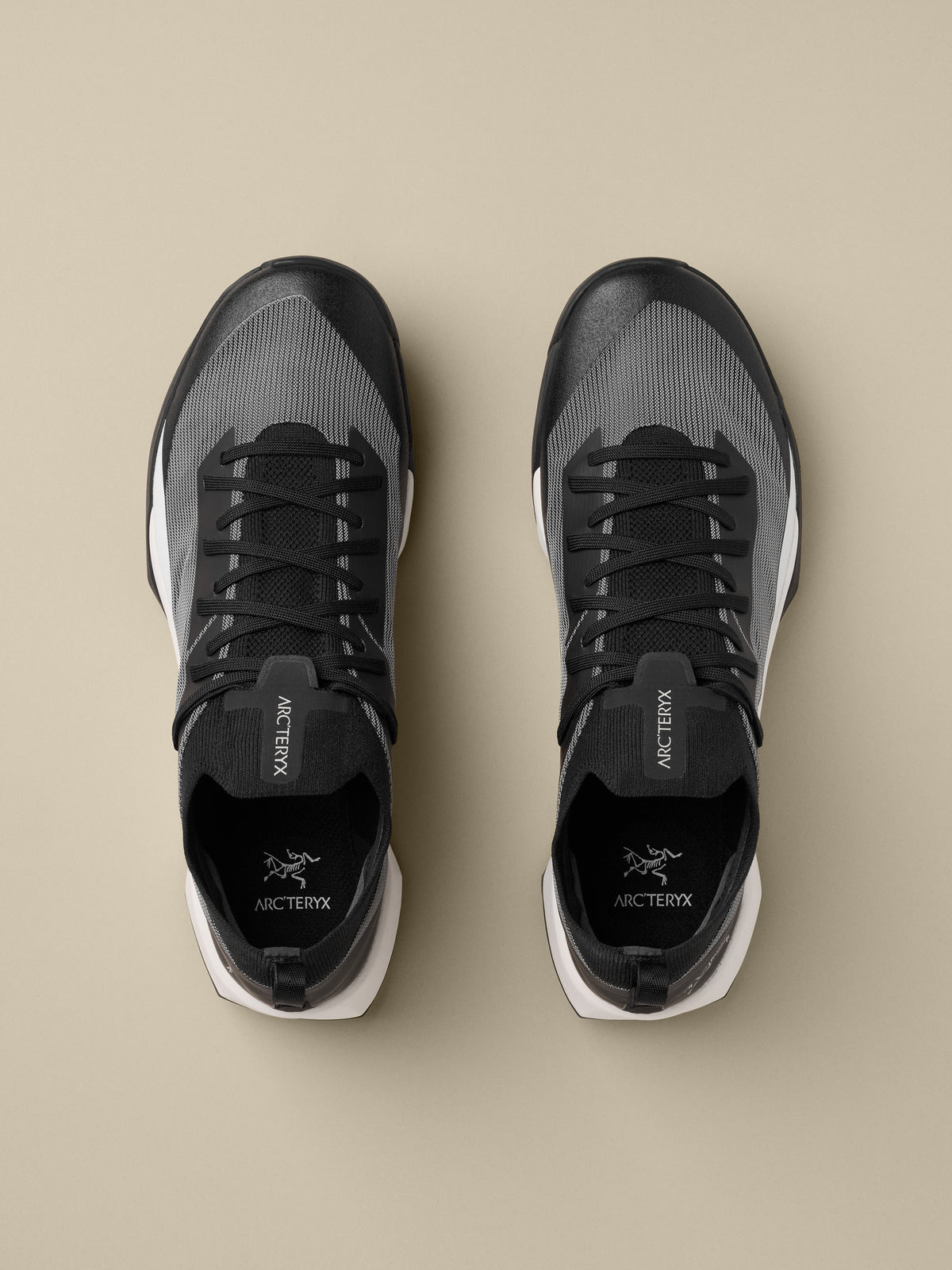 Vertex Speed Low Shoe Women's Black/Arctic Silk Pair