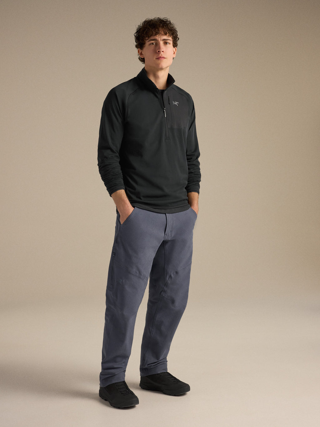 Delta 1/2 Zip Neck Black Hover