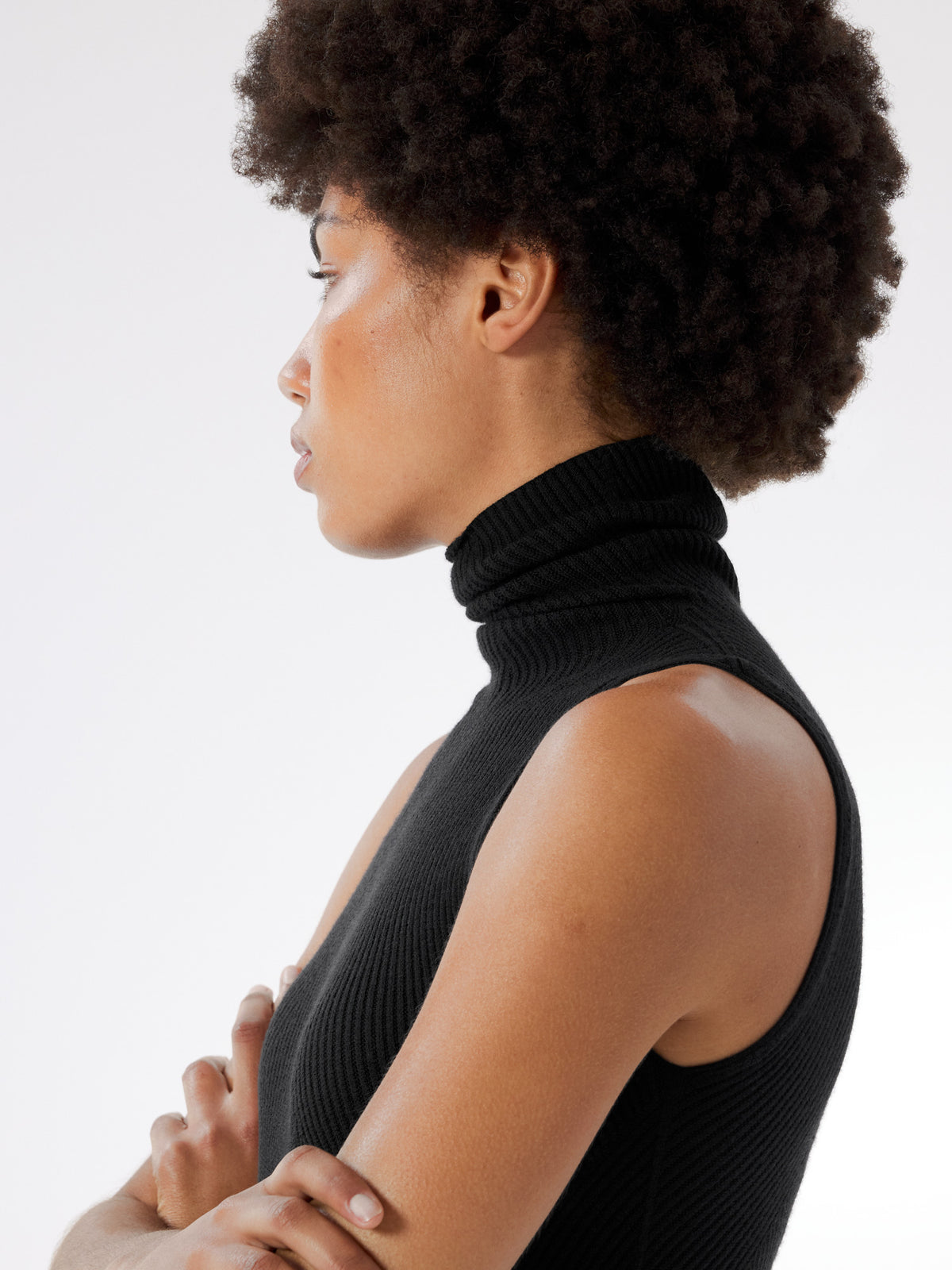 Conic Wool Halter Women's Black Detail 2