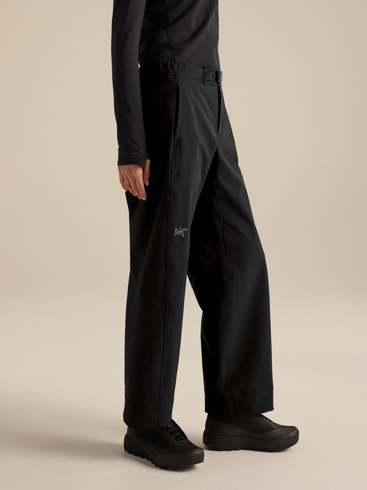 Nia Pant Women's Black Side View