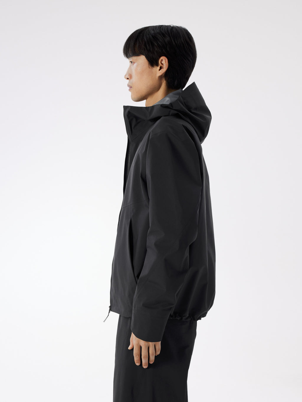 Arris Jacket Black Profile
