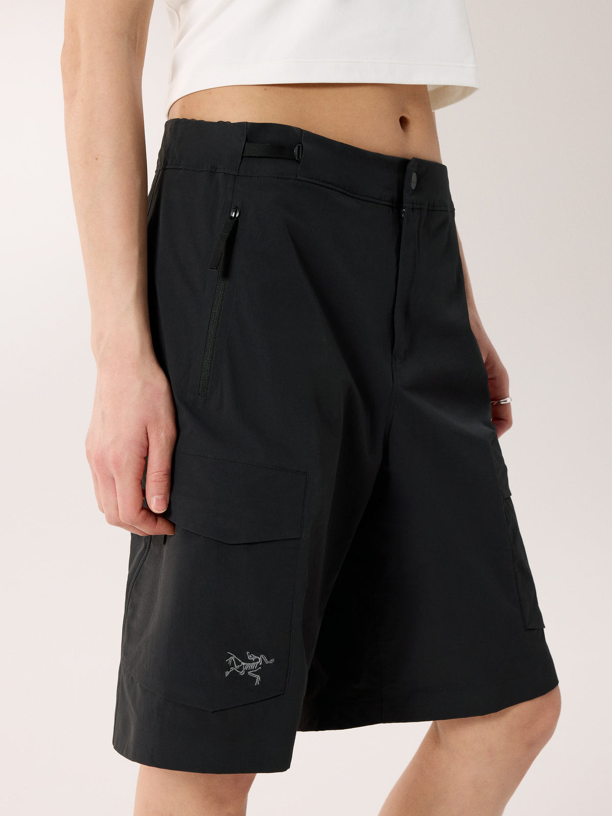 Sonii SL Utility Short 10" Women's Black Waist Detail
