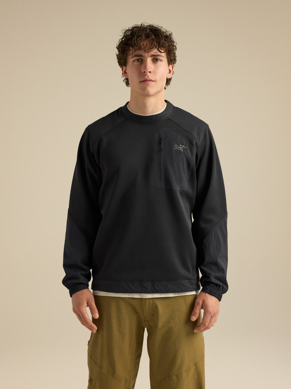 Konseal Crew Neck Pullover Black Front View