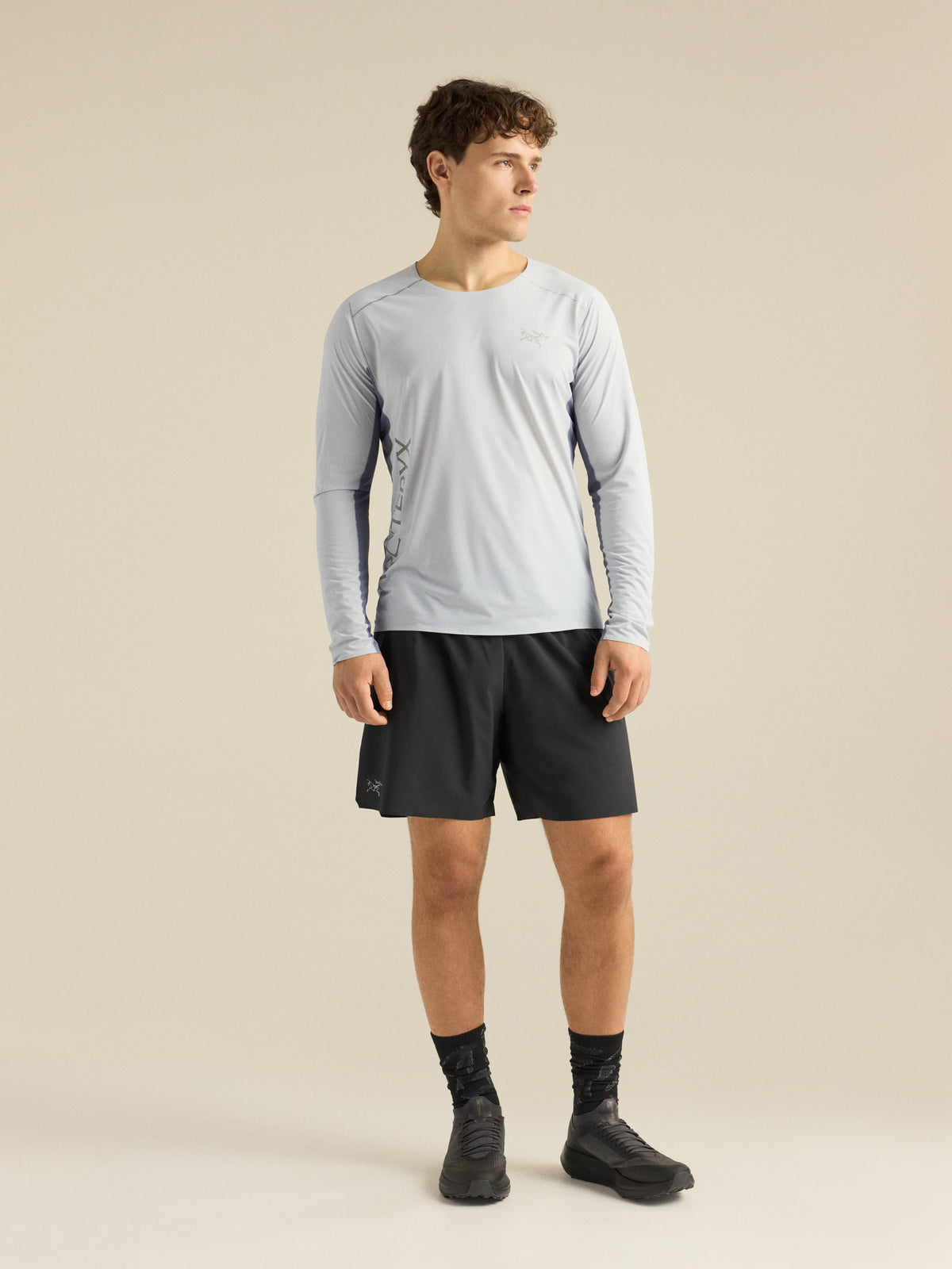 Norvan Downword Logo Shirt LS Solitude / Stratus Full Body