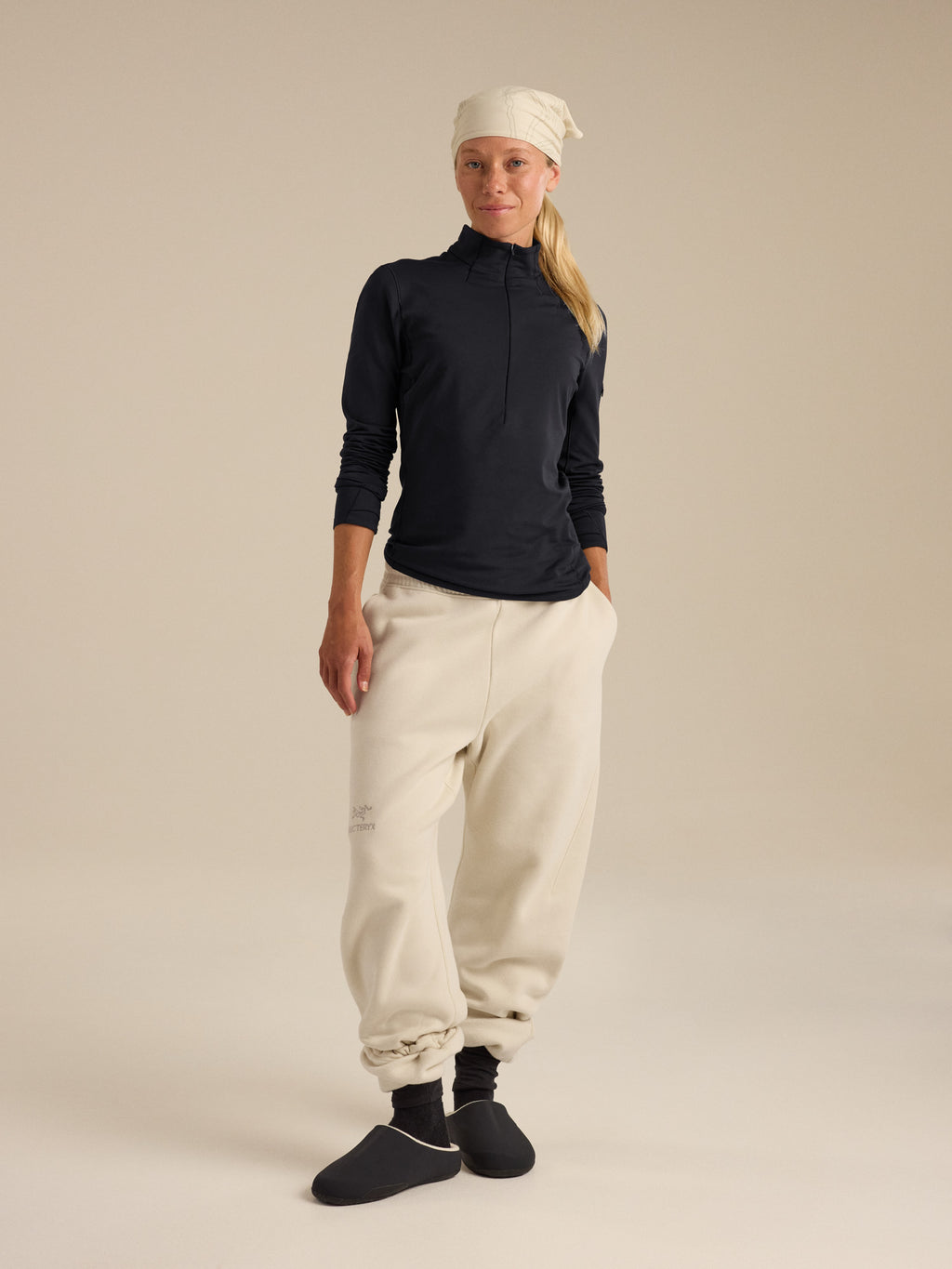 Rho Zip Neck Women's Black Hover