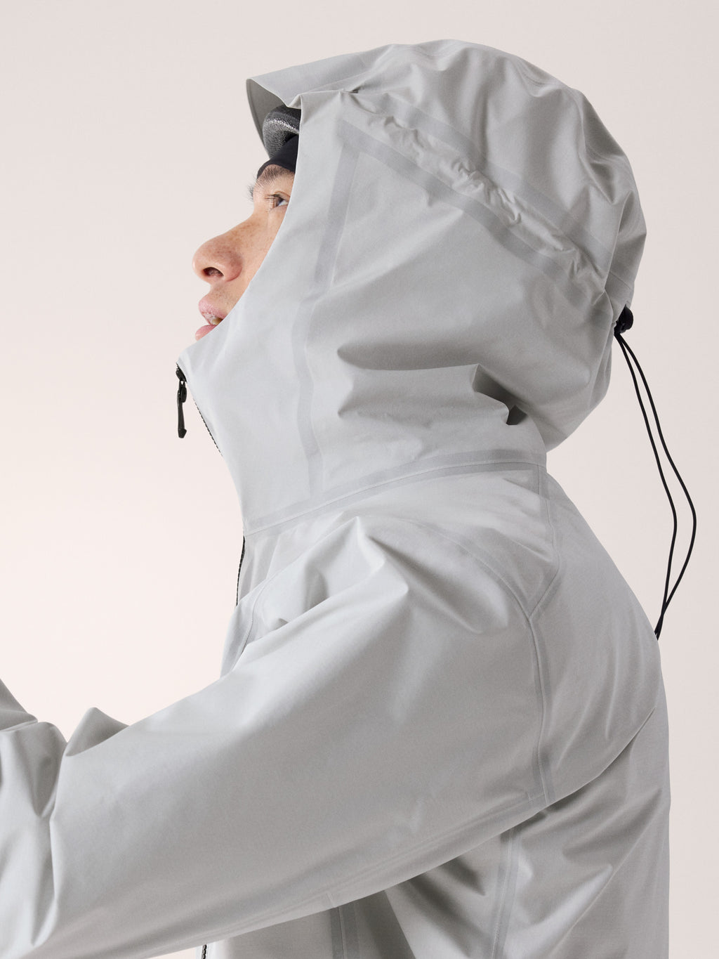 Alpha SL Jacket Arctic Silk / Black Hood