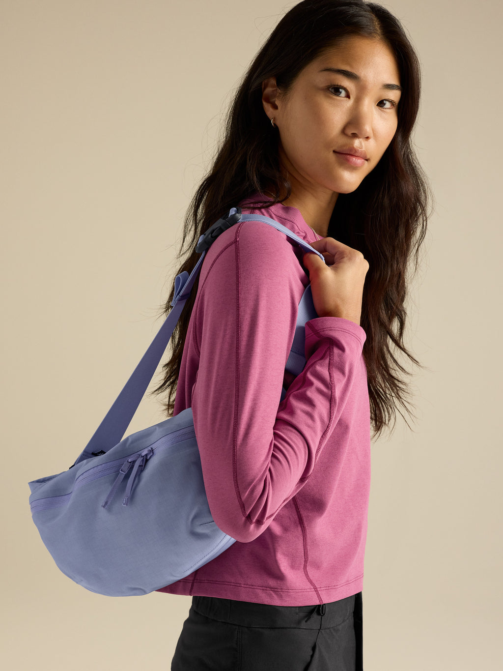 Axios 4 Crossbody Kasumi Detail 1