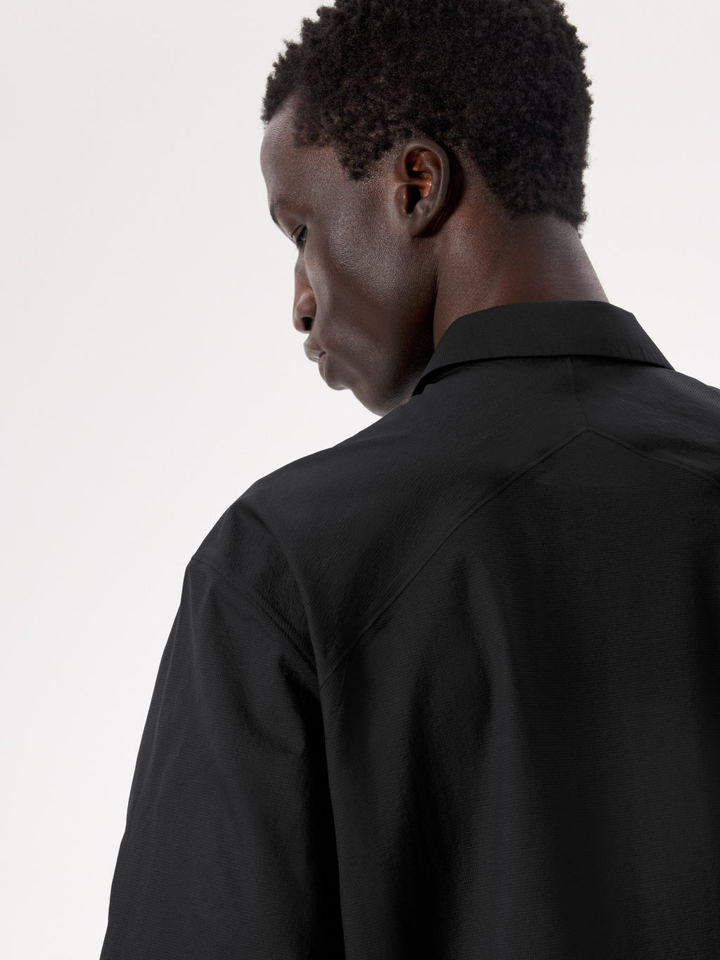 Demlo Shirt SS Black Detail 2