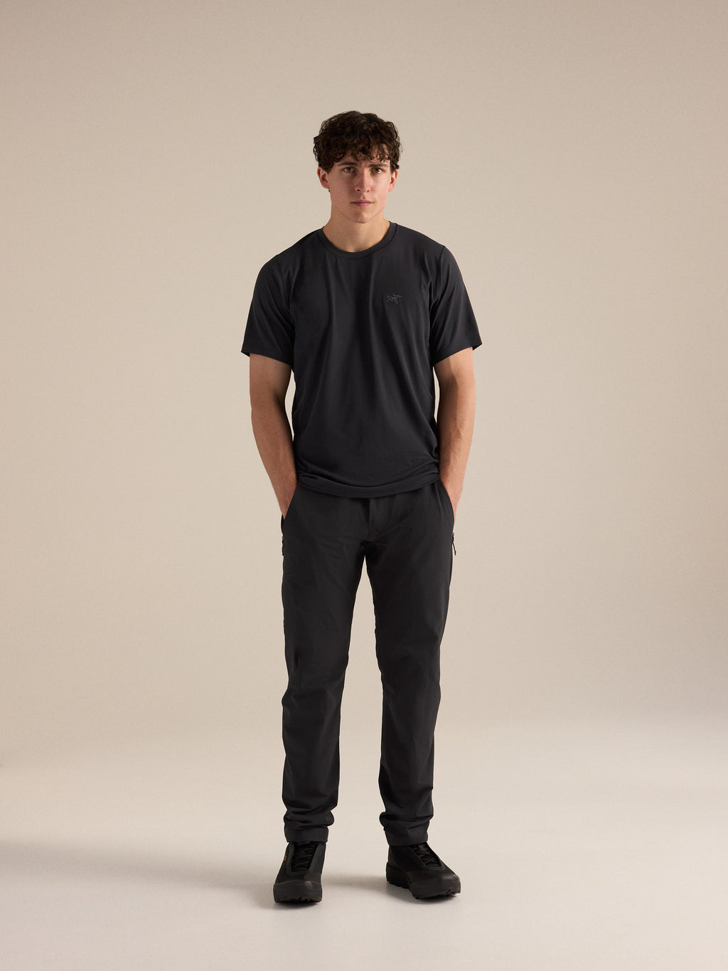 Cormac Crew Neck Shirt SS Black Hover