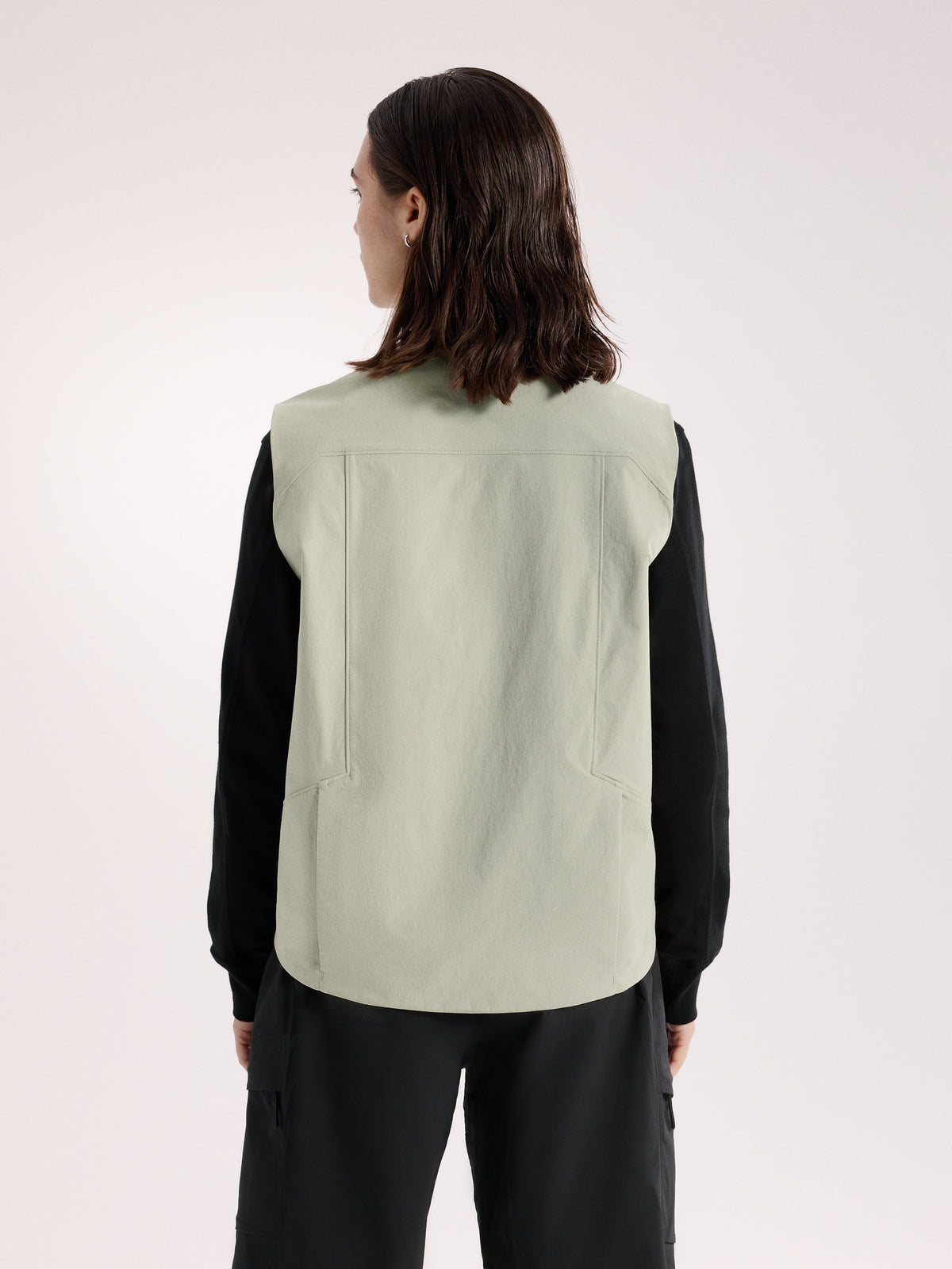 Sonii Utility Vest Women's Habitat Back View