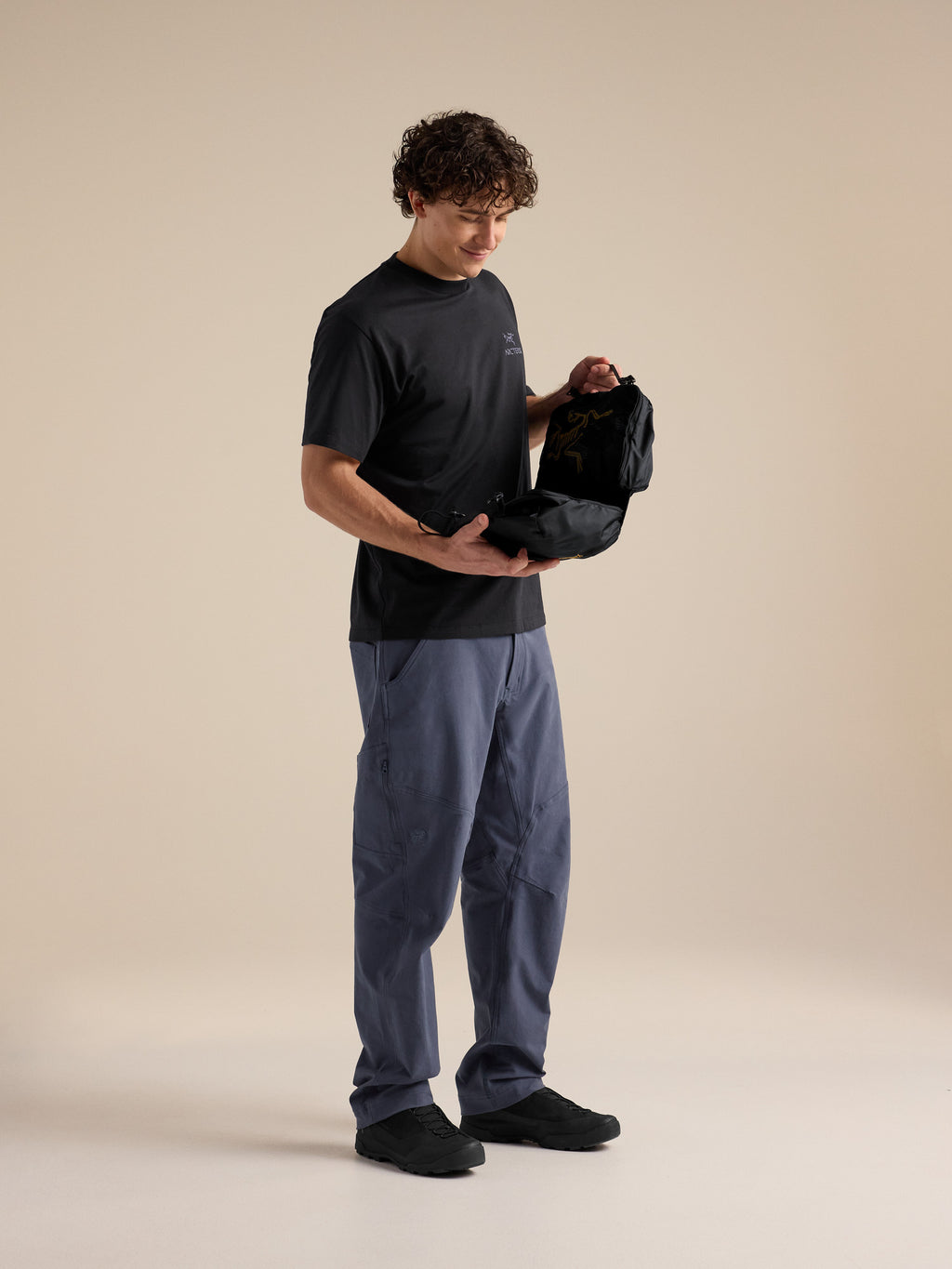 Index 10 Gear Organizer 24K Black Hover