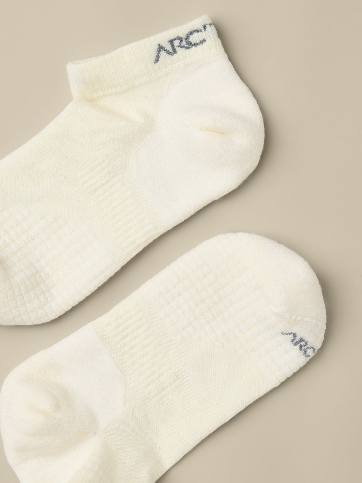Merino Wool Low Cut Sock White Fabric Detail 1