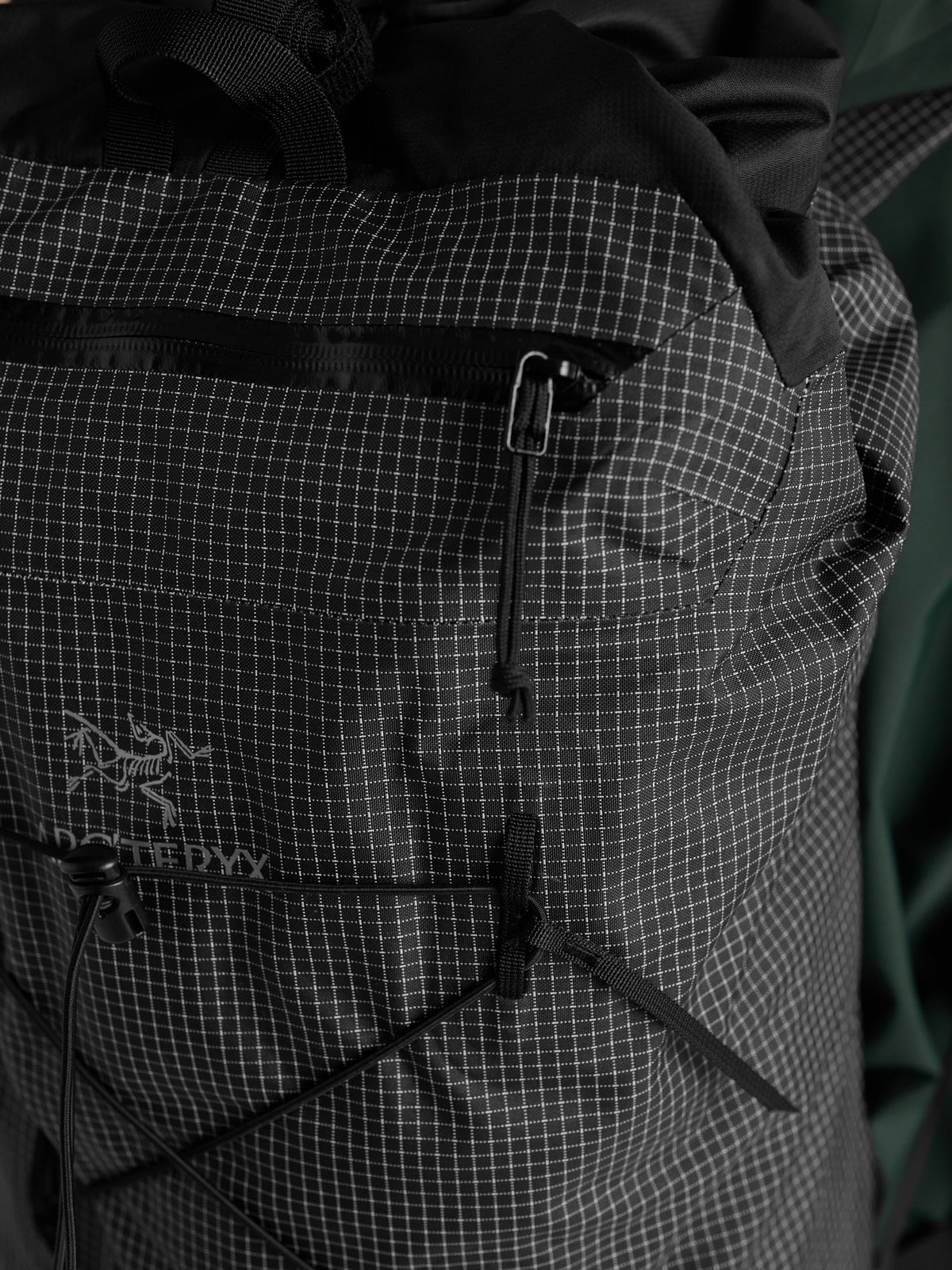 Alpha FL 30 Backpack Black Fabric Detail