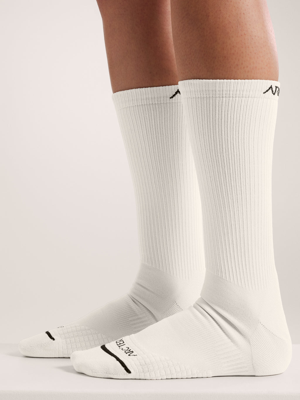 Synthetic Mid Sock Sea Salt Side View