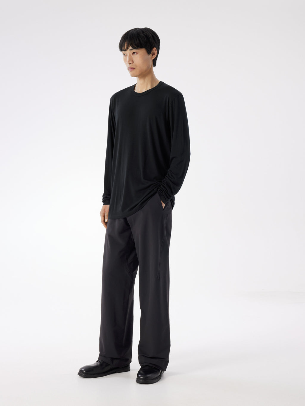 Frame Shirt LS Black Full Body