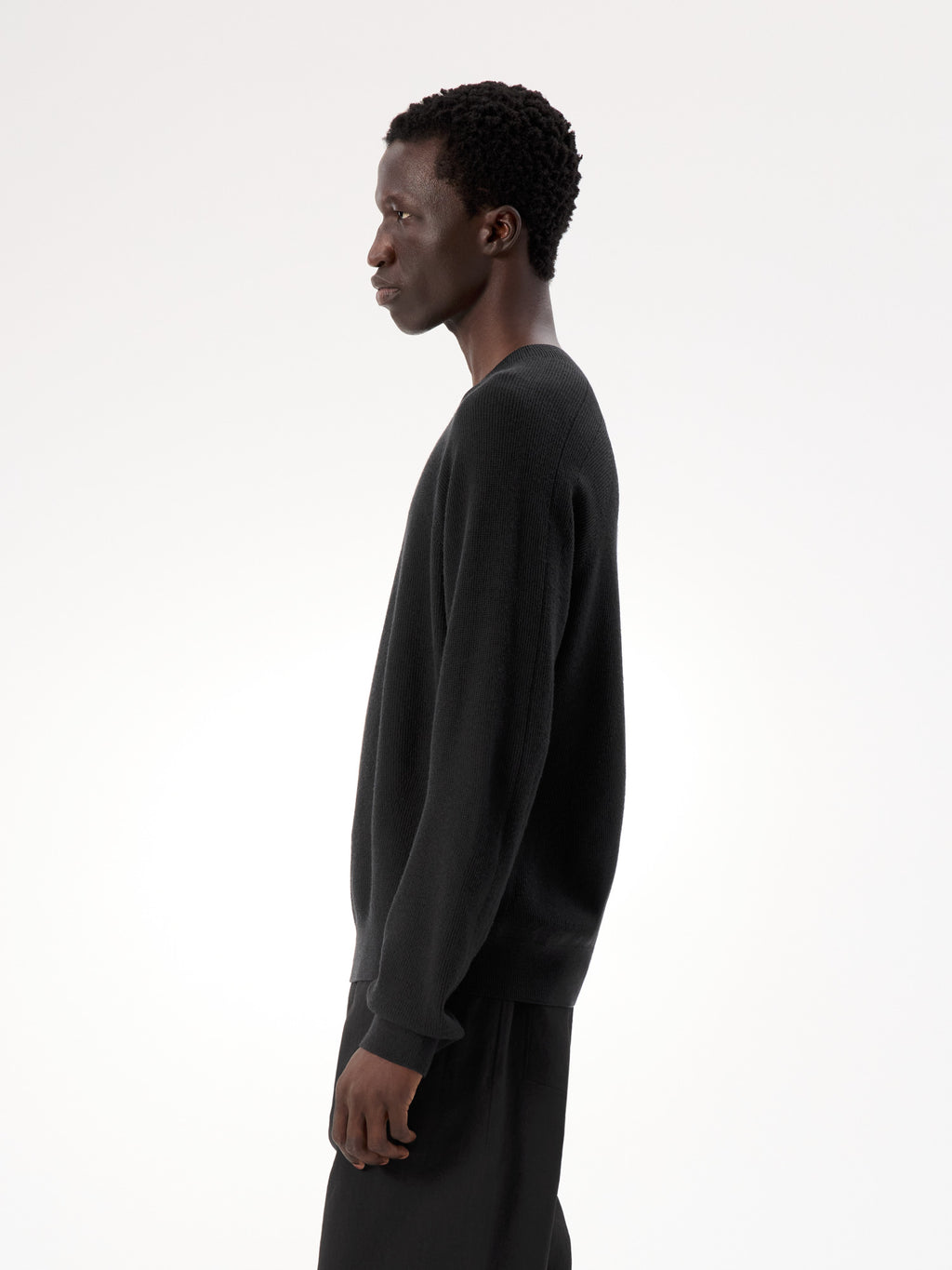 Conic Wool Midlayer Black Profile
