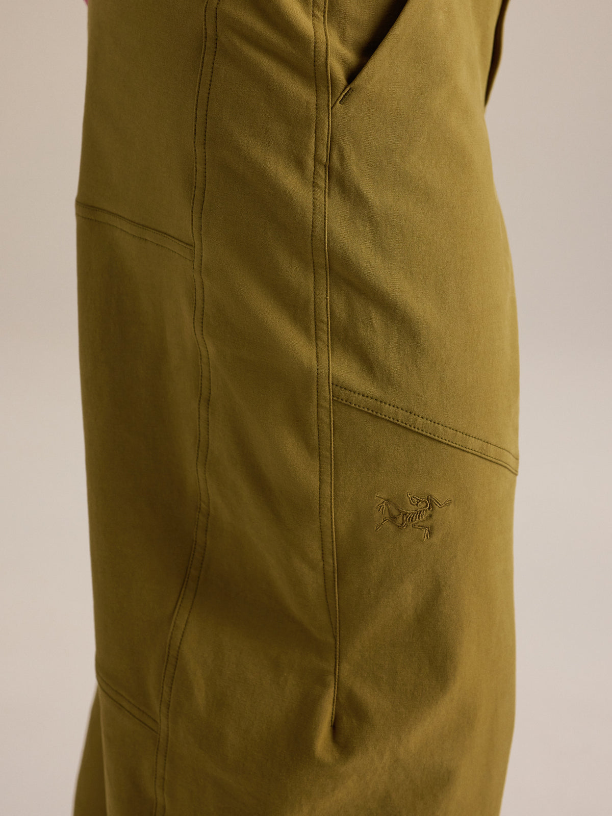Clarkia AR Pant Women's Bracken Fabric Detail